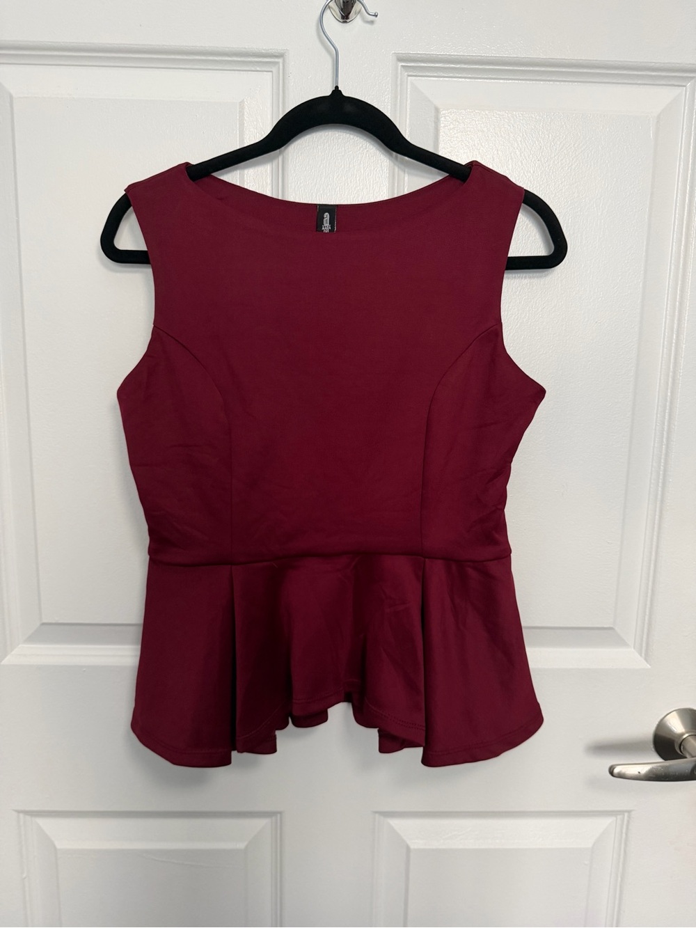 Sleeveless Peplum Tank Top in Burgundy